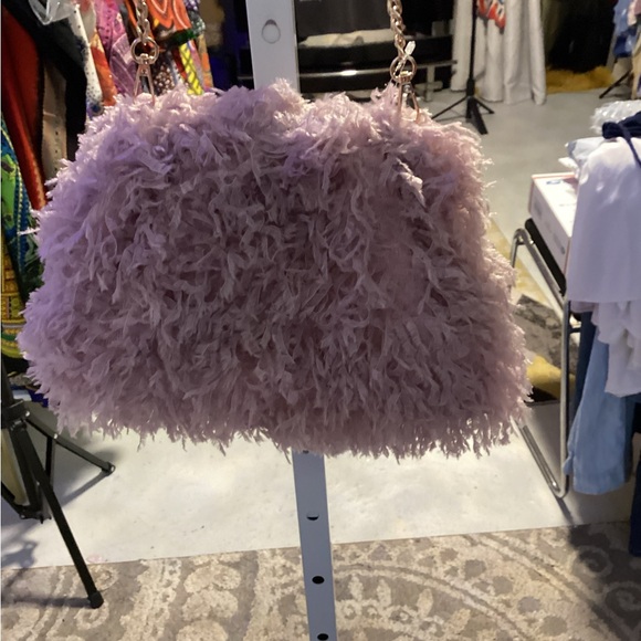 Meet your Posher, Lady O of Olegacy Fashions🤗 - Picture 12 of 15